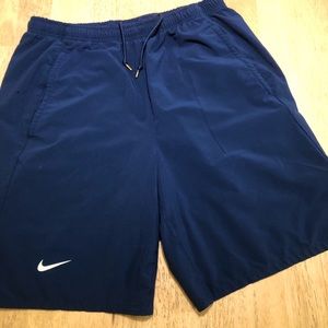 Nike Shorts (Navy)
